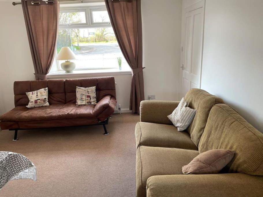 Odea Hot Tub Holiday Cottage Dumfries Extérieur photo